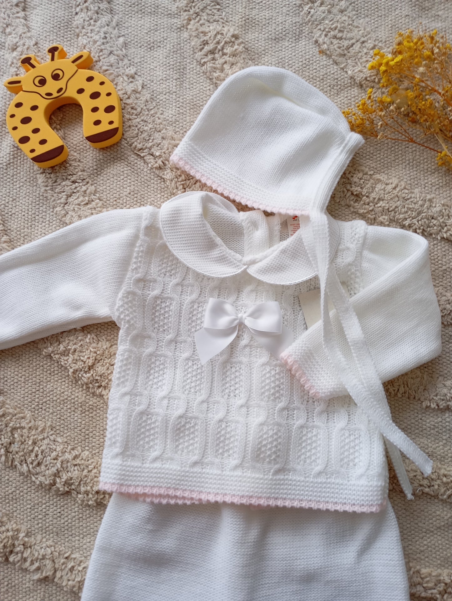 Ensemble bébé blanc liseré rose clair