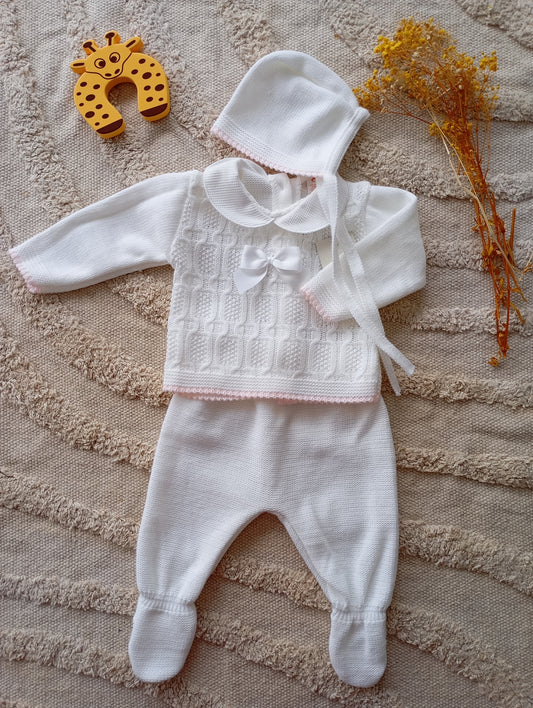 Ensemble bébé blanc liseré rose clair